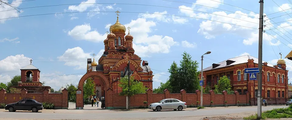 Иоанно-Предтеченский монастырь: Храм и ограда Иоанно-Предтеченского монастыря